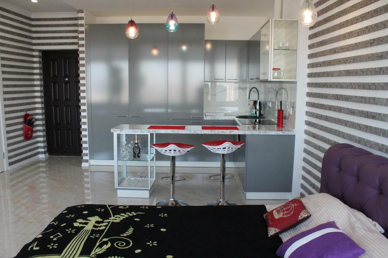 M&P Vip Appartments In Arkadia Одеса Екстер'єр фото